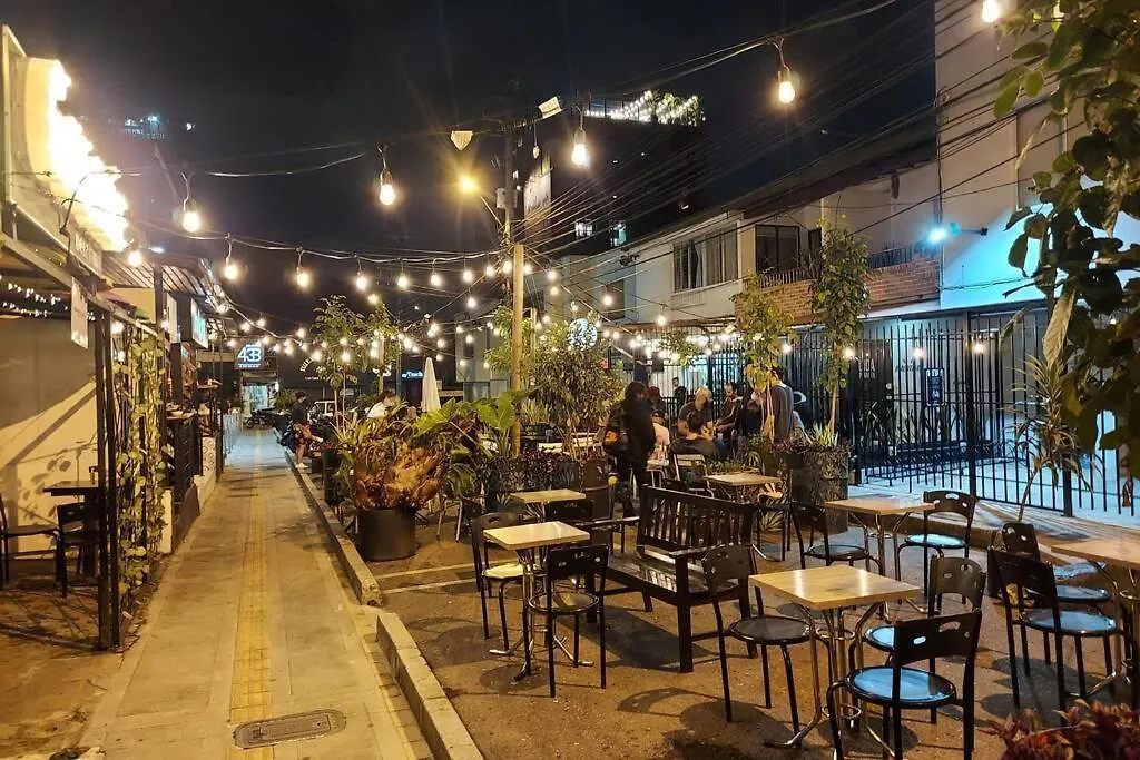 Apartamento En Parque Del Poblado メデジン